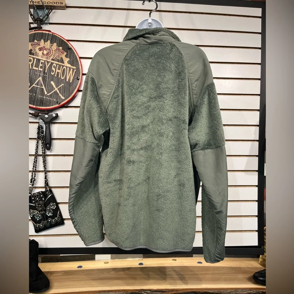 Fleece jacket size medium